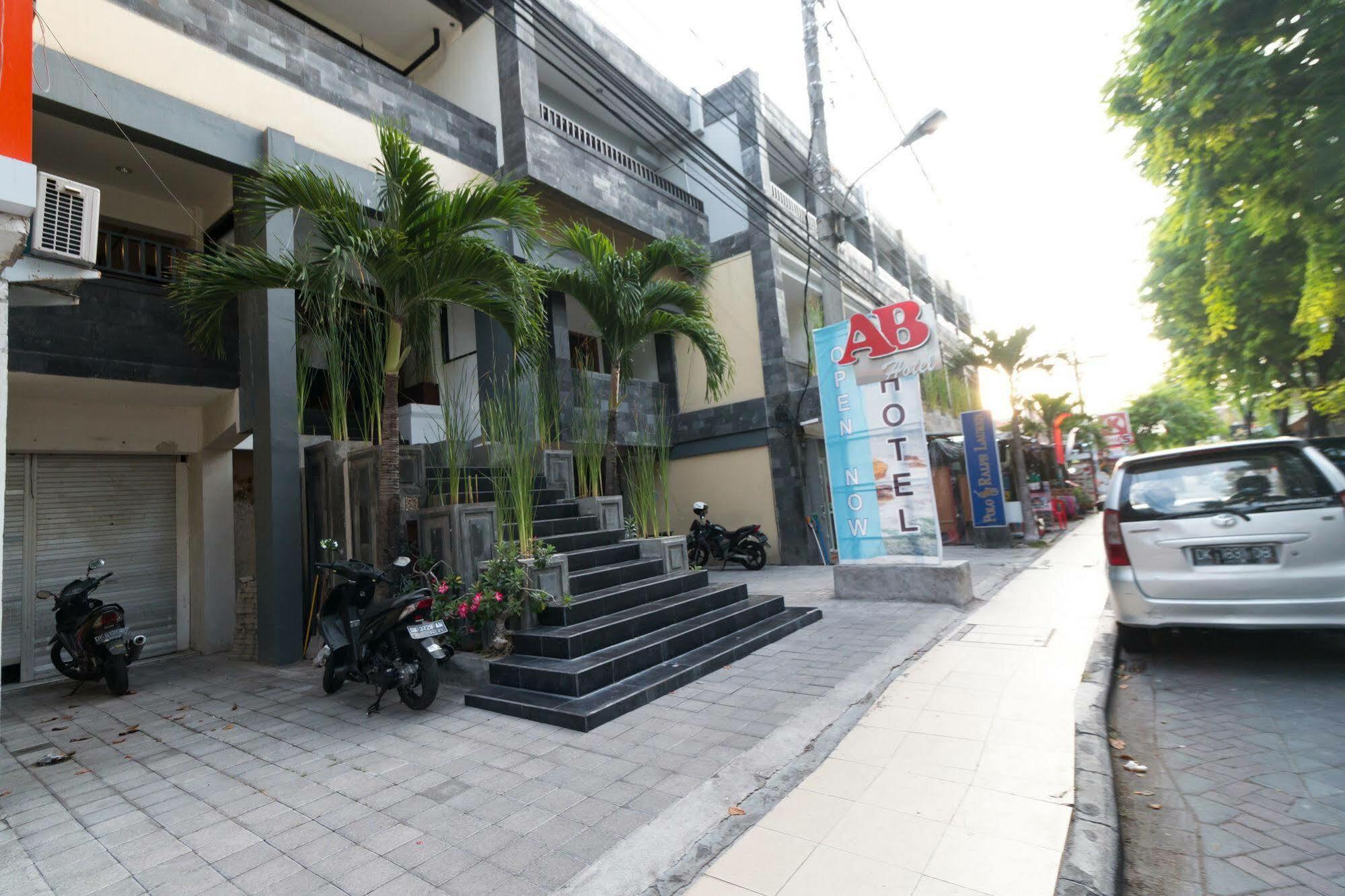 Ab Hotel Kuta By Agata Eksteriør billede